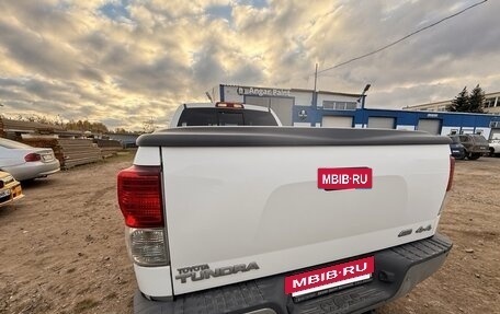 Toyota Tundra II, 2013 год, 2 650 000 рублей, 2 фотография