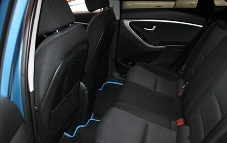 Hyundai i30 II рестайлинг, 2013 год, 817 000 рублей, 11 фотография