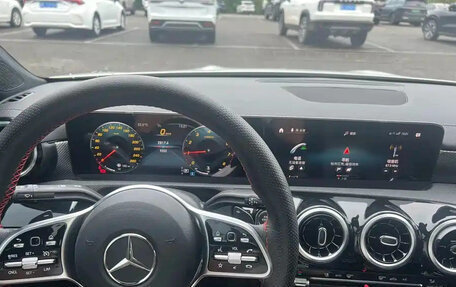 Mercedes-Benz A-Класс, 2022 год, 1 515 000 рублей, 10 фотография