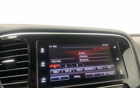 Mitsubishi Outlander III рестайлинг 3, 2019 год, 2 132 000 рублей, 22 фотография