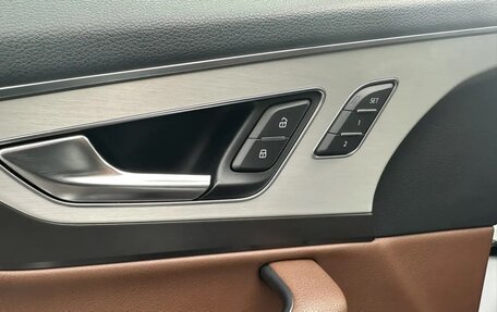 Audi Q7, 2015 год, 3 150 000 рублей, 12 фотография