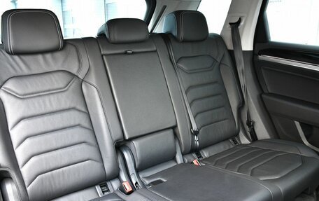 Volkswagen Touareg III, 2020 год, 5 200 000 рублей, 4 фотография