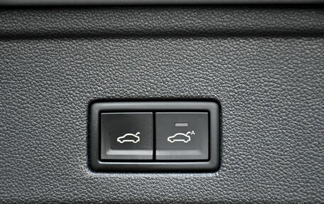 Volkswagen Touareg III, 2020 год, 5 200 000 рублей, 13 фотография
