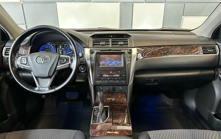 Toyota Camry, 2016 год, 2 320 000 рублей, 8 фотография