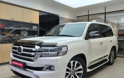 Toyota Land Cruiser 200, 2017 год, 6 000 000 рублей, 1 фотография