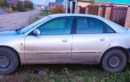 Audi A4, 1997 год, 220 000 рублей, 1 фотография