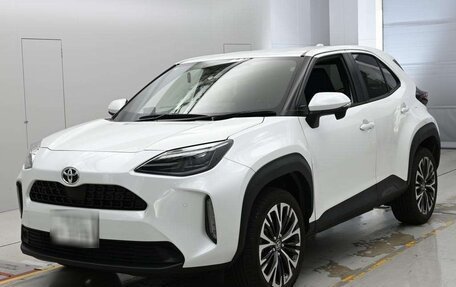 Toyota Yaris Cross, 2023 год, 1 150 000 рублей, 1 фотография
