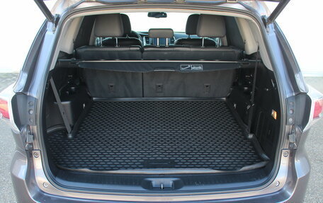 Toyota Highlander III, 2014 год, 2 590 000 рублей, 15 фотография