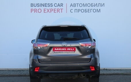 Toyota Highlander III, 2014 год, 2 590 000 рублей, 6 фотография