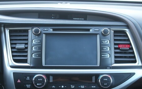 Toyota Highlander III, 2014 год, 2 590 000 рублей, 19 фотография