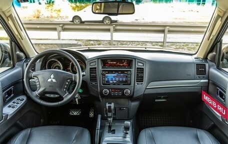 Mitsubishi Pajero IV рестайлинг 2, 2012 год, 2 198 000 рублей, 13 фотография
