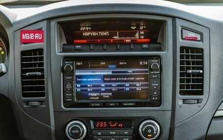 Mitsubishi Pajero IV рестайлинг 2, 2012 год, 2 198 000 рублей, 21 фотография