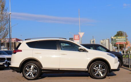 Toyota RAV4, 2019 год, 2 849 000 рублей, 4 фотография