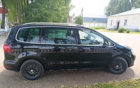 Volkswagen Sharan II, 2011 год, 1 200 000 рублей, 3 фотография
