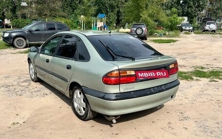 Renault Laguna II, 2000 год, 150 000 рублей, 3 фотография
