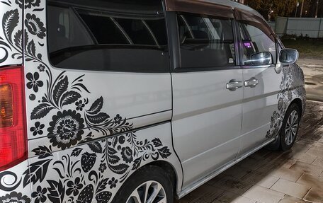 Nissan Serena I, 2001 год, 530 000 рублей, 13 фотография