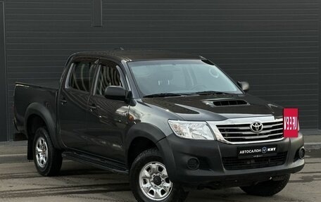 Toyota Hilux VII, 2014 год, 2 899 000 рублей, 3 фотография