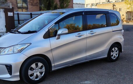 Honda Freed I, 2016 год, 1 400 000 рублей, 4 фотография