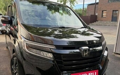 Honda Stepwgn IV рестайлинг, 2018 год, 1 960 000 рублей, 1 фотография