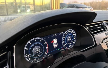 Volkswagen Passat B8 рестайлинг, 2017 год, 1 650 000 рублей, 12 фотография