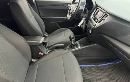 Hyundai Solaris II рестайлинг, 2021 год, 1 635 000 рублей, 18 фотография