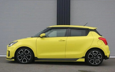 Suzuki Swift IV рестайлинг, 2022 год, 1 330 000 рублей, 8 фотография