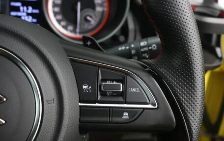 Suzuki Swift IV рестайлинг, 2022 год, 1 330 000 рублей, 12 фотография
