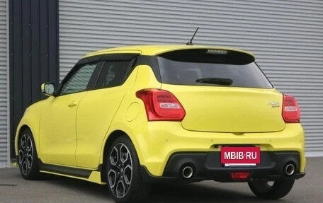Suzuki Swift IV рестайлинг, 2022 год, 1 330 000 рублей, 7 фотография