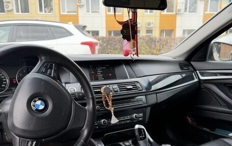 BMW 5 серия, 2013 год, 2 000 000 рублей, 2 фотография