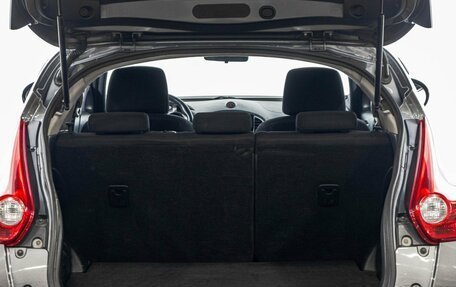 Nissan Juke II, 2011 год, 999 000 рублей, 26 фотография