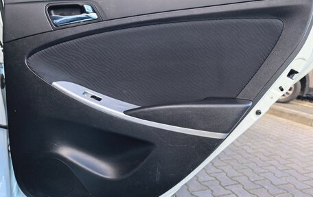 Hyundai Solaris II рестайлинг, 2011 год, 799 000 рублей, 15 фотография