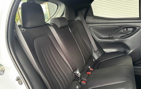 Toyota Yaris, 2023 год, 1 052 000 рублей, 14 фотография