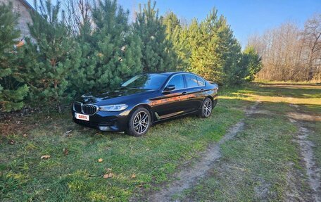 BMW 5 серия, 2021 год, 4 450 000 рублей, 3 фотография