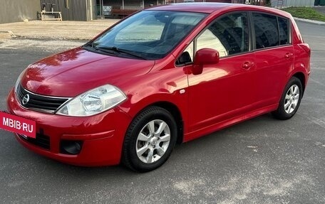 Nissan Tiida, 2010 год, 650 000 рублей, 2 фотография