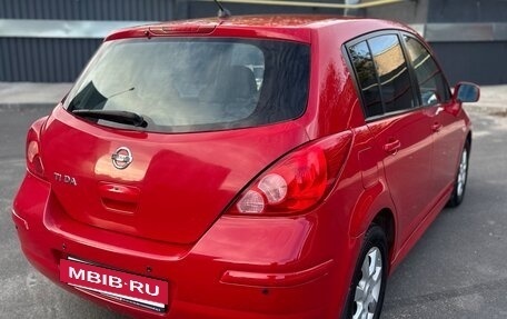 Nissan Tiida, 2010 год, 650 000 рублей, 4 фотография