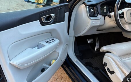 Volvo XC60 II, 2020 год, 3 950 000 рублей, 10 фотография