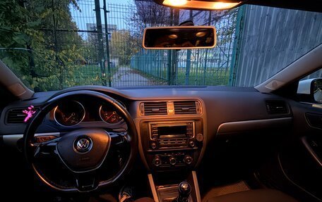 Volkswagen Jetta VII, 2016 год, 850 000 рублей, 5 фотография