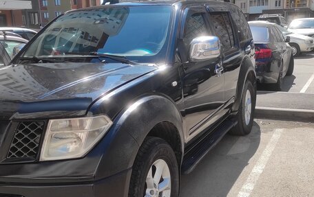 Nissan Pathfinder, 2005 год, 855 000 рублей, 2 фотография