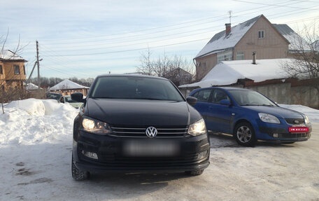 Volkswagen Polo VI (EU Market), 2015 год, 595 000 рублей, 1 фотография