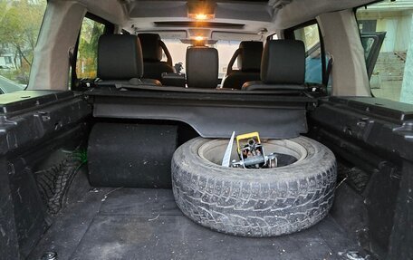 Land Rover Discovery III, 2007 год, 800 000 рублей, 16 фотография