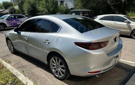 Mazda 3, 2020 год, 1 750 000 рублей, 4 фотография