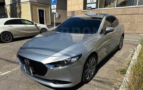 Mazda 3, 2020 год, 1 750 000 рублей, 3 фотография