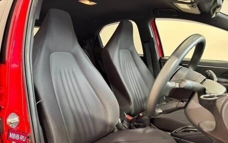 Toyota Yaris, 2022 год, 1 014 000 рублей, 19 фотография