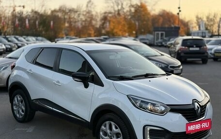Renault Kaptur I рестайлинг, 2017 год, 1 299 000 рублей, 3 фотография