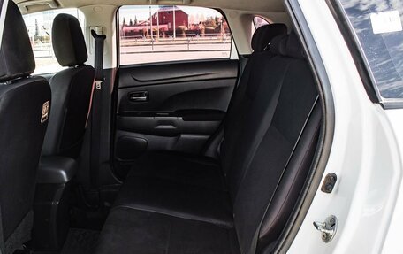 Mitsubishi ASX I рестайлинг, 2013 год, 800 000 рублей, 12 фотография