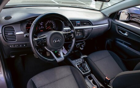 KIA Rio IV, 2018 год, 1 295 000 рублей, 13 фотография