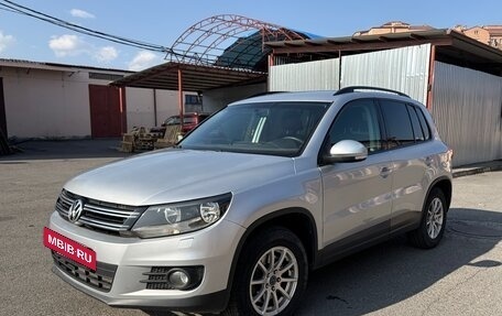 Volkswagen Tiguan I, 2012 год, 880 000 рублей, 2 фотография