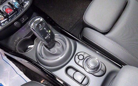 MINI Clubman, 2022 год, 2 000 000 рублей, 9 фотография