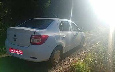 Renault Logan II, 2015 год, 315 000 рублей, 1 фотография
