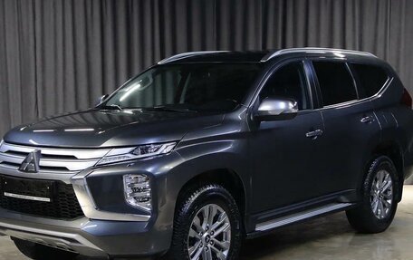 Mitsubishi Pajero Sport III рестайлинг, 2021 год, 2 999 000 рублей, 1 фотография